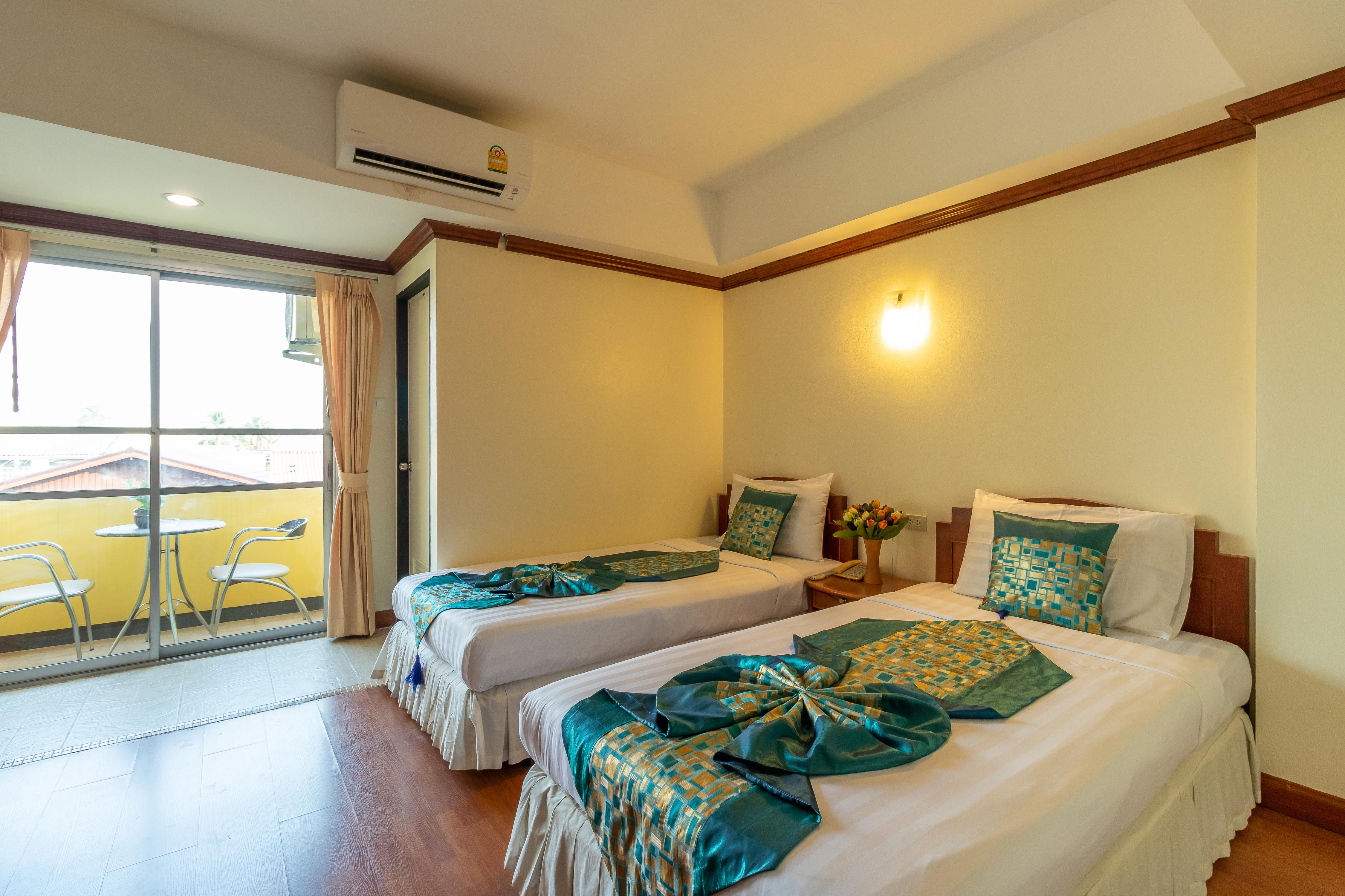 Chomsin Hua Hin ชมสินธุ์ หัวหิน Hotel Exterior foto